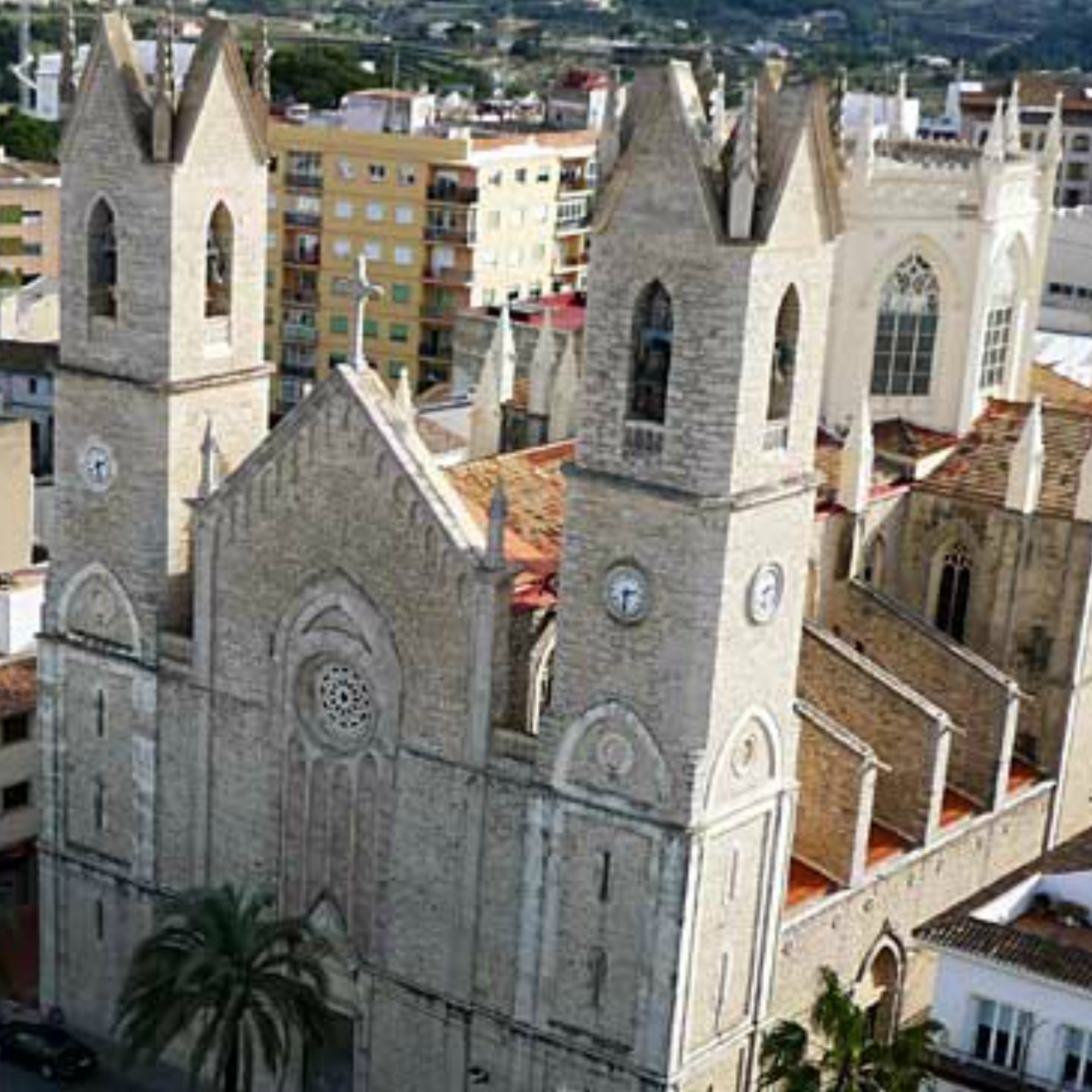 Templo Parroquial de la Puríssima Xiqueta y San Pedro Apostol (Catholique)